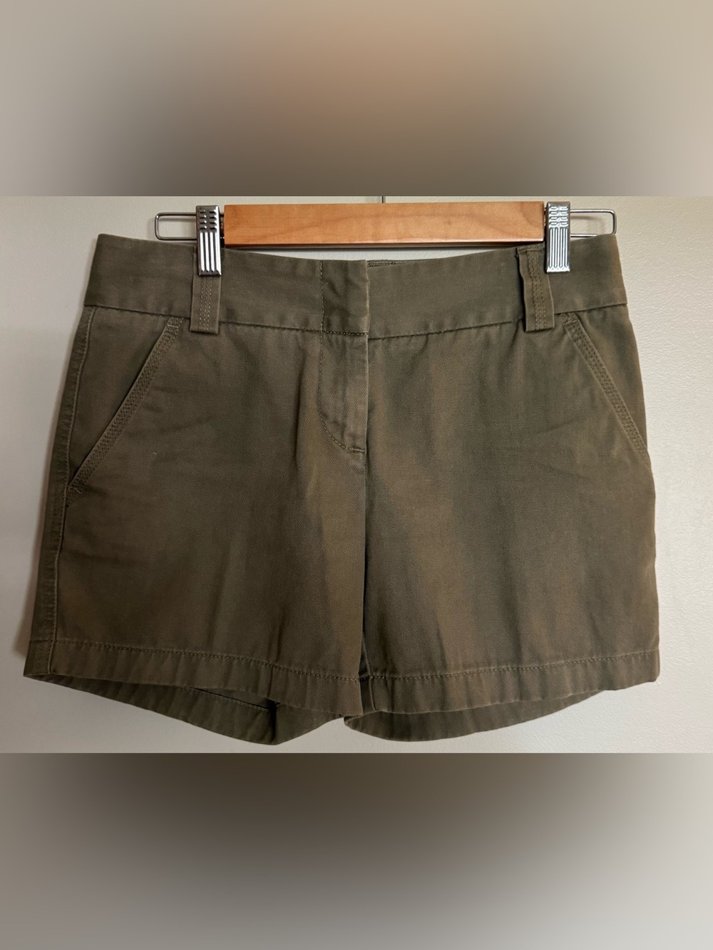 J.Crew City Fit Chino Shorts Olive Green Classic Twill Women’s Size 0